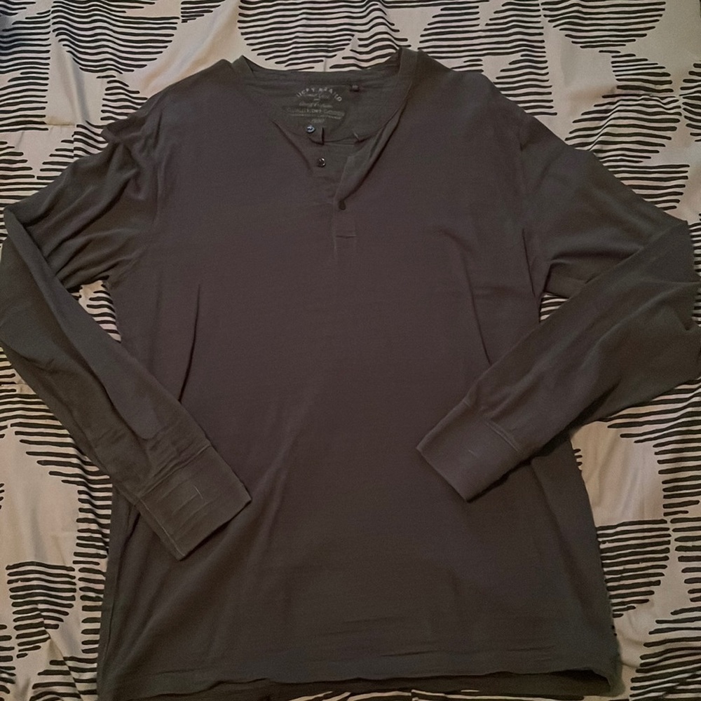 Lightweight Henley